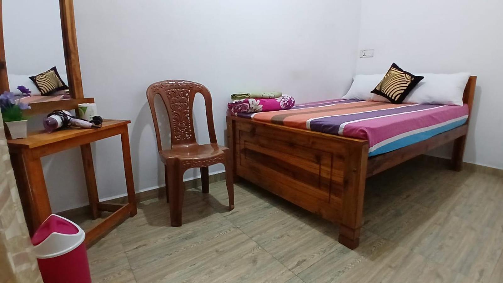 The Peak Residence Nallathanniya Extérieur photo