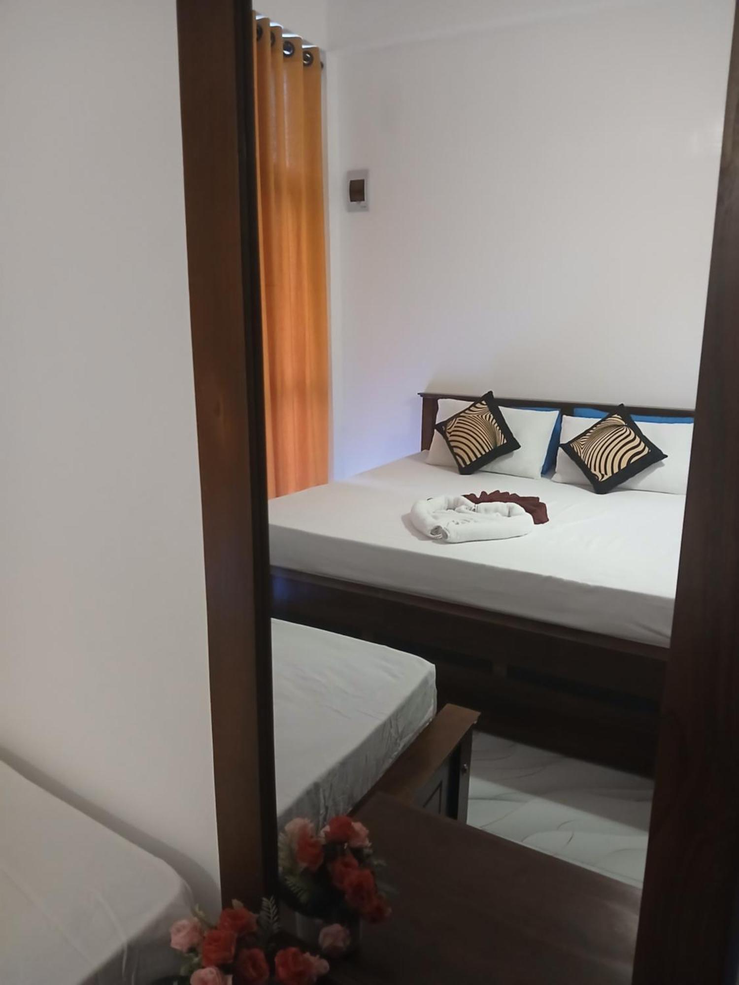 The Peak Residence Nallathanniya Extérieur photo